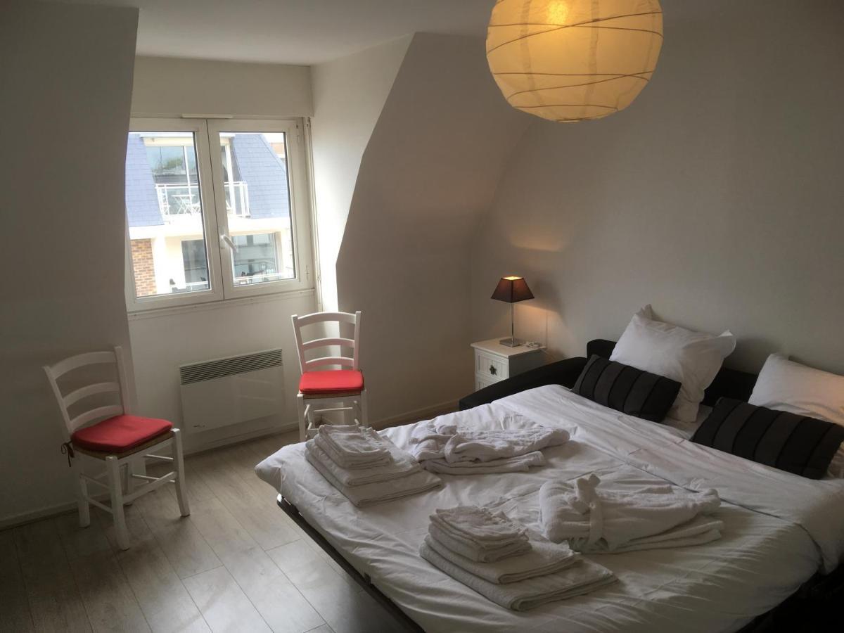 Duplex T4 idéalement situé entre la place du marché et le bord de mer Le Touquet Esterno foto